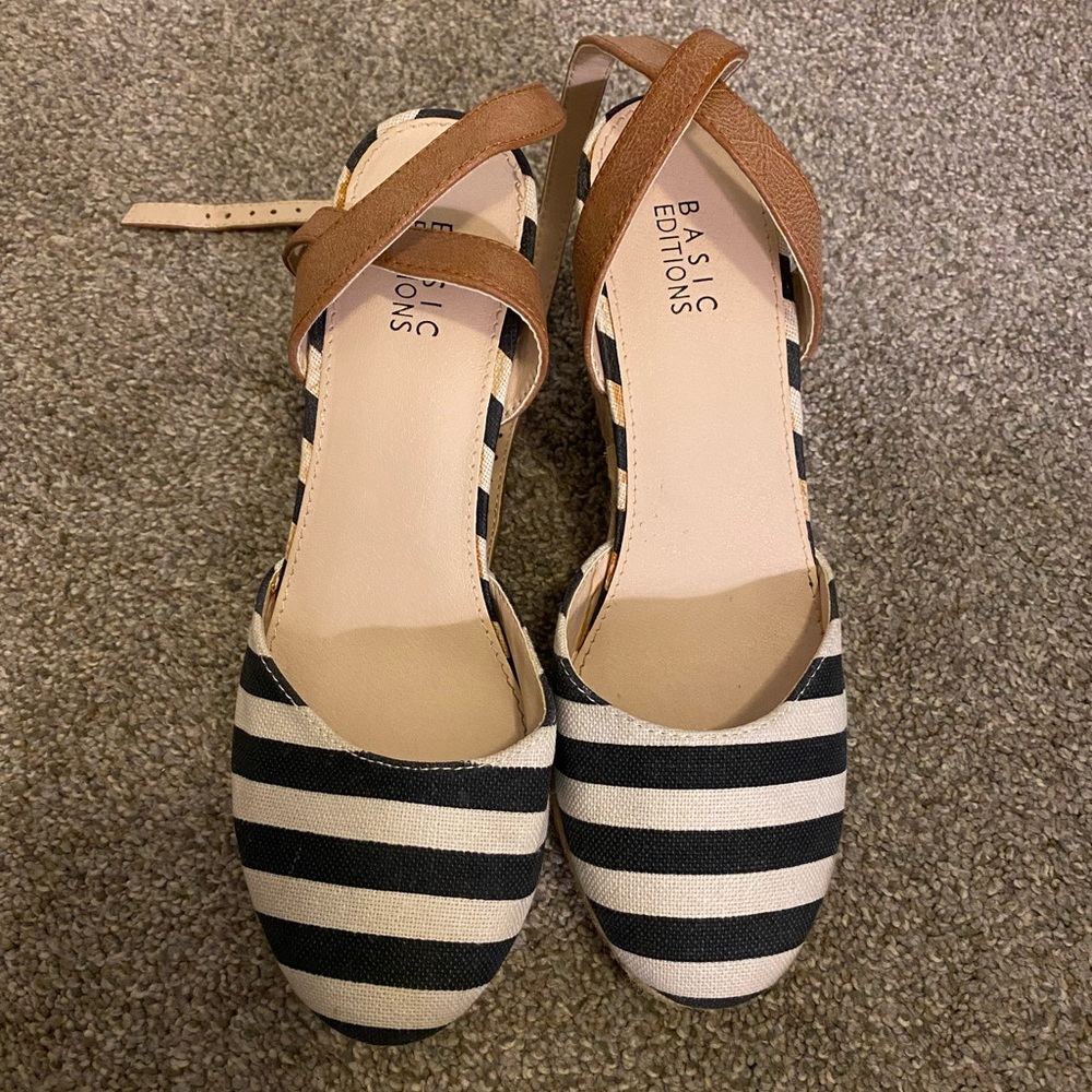 Women’s Espadrille Wedge Sandal